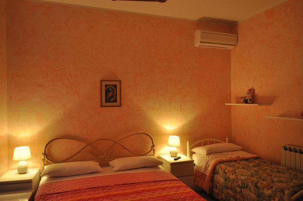 B&B Villa Dagala Санта Венерина Стая снимка