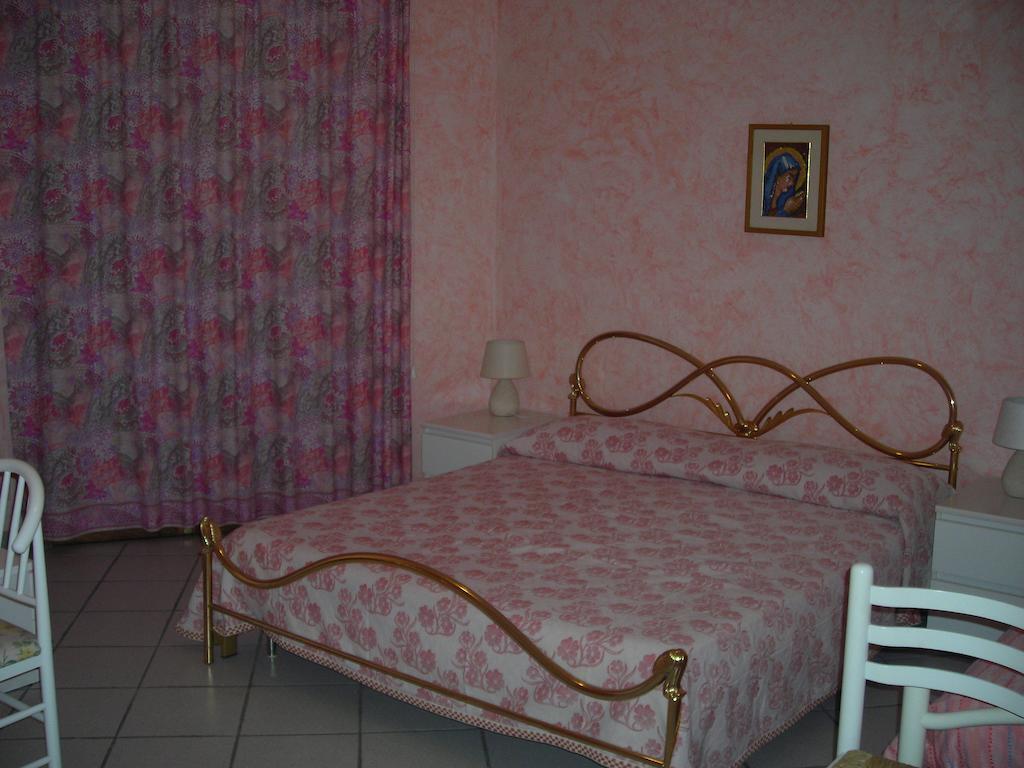 B&B Villa Dagala Санта Венерина Стая снимка
